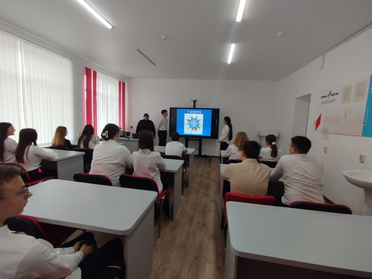 В 8 классе прошел классный час, посвященный Дню здоровья.