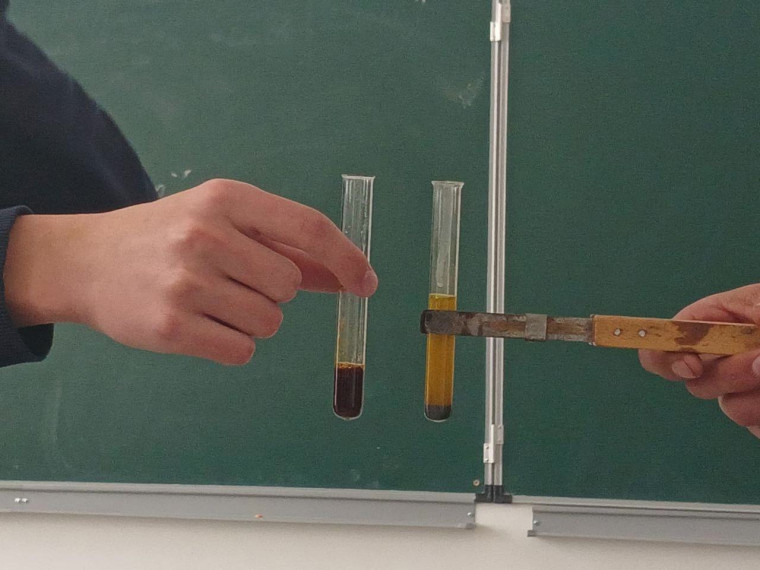 Серия открытых уроков в центре "Точка роста". Химия.